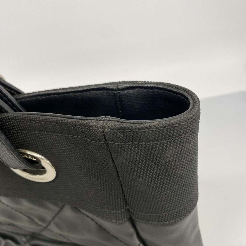 CHANEL Black Canvas Tote Bag - Picture 7 of 9